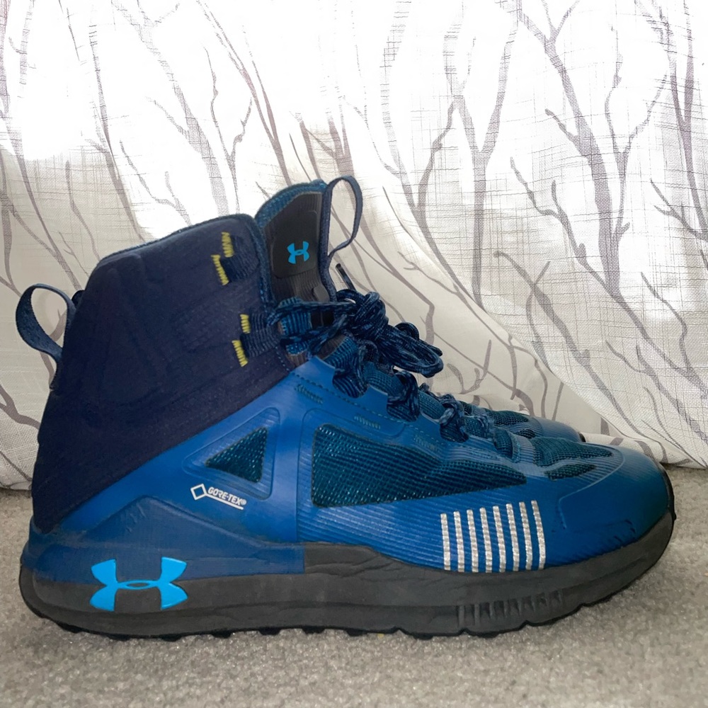 Under Armour Verge 2.0 Mid Gore-Tex Men’s Hiking Boots